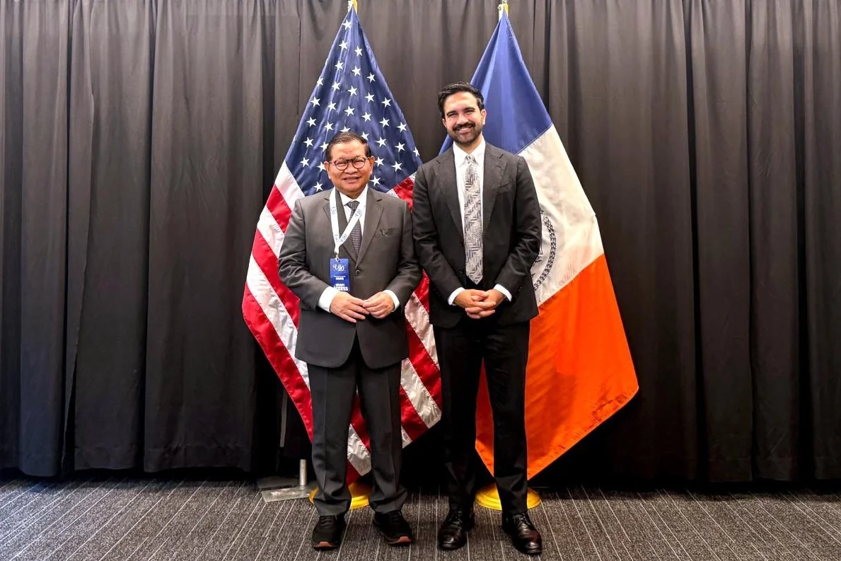 Gubernur DKI Jakarta, Pramono Anung menggelar pertemuan bilateral dengan Wali Kota New York, Zohran Kwame Mamdani di Civic Hall, New York, pada Minggu (20/9). Foto: Pemprov DKI