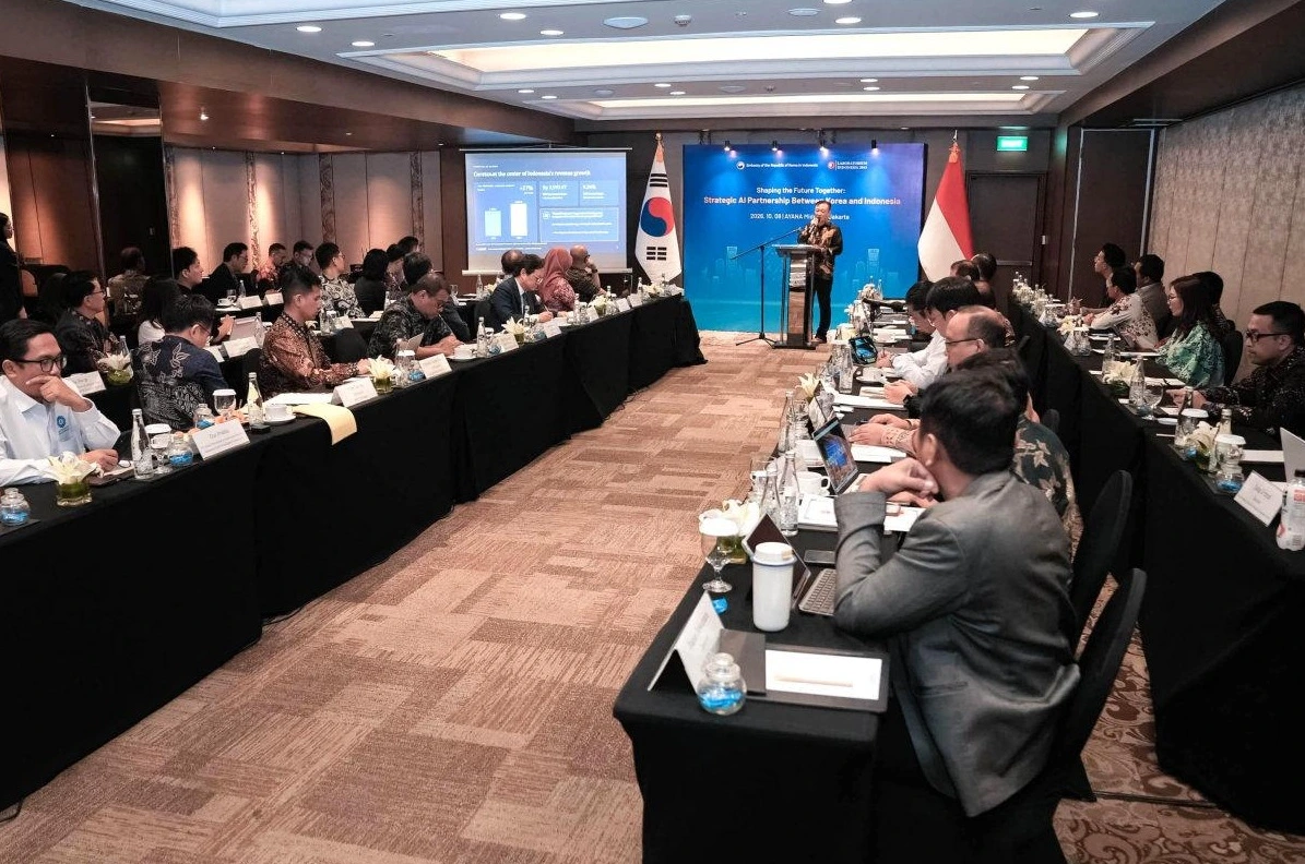Pemprov DKI Jakarta menjalin kemitraan strategis dengan Republik Korea untuk menerapkan teknologi AI dalam penataan dan revitalisasi kawasan padat penduduk seluas 2,3 kilometer persegi di Tanah Abang, Jakarta Pusat. Foto: Pemprov DKI