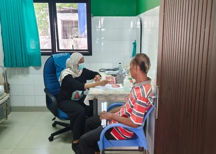 Sudin Kesehatan Kepulauan Seribu melakukanTracing Penyakit Tuberkulosis (TB) Terintegrasi serta Program Cek Kesehatan Gratis. Foto: Istimewa untuk kabarjakarta