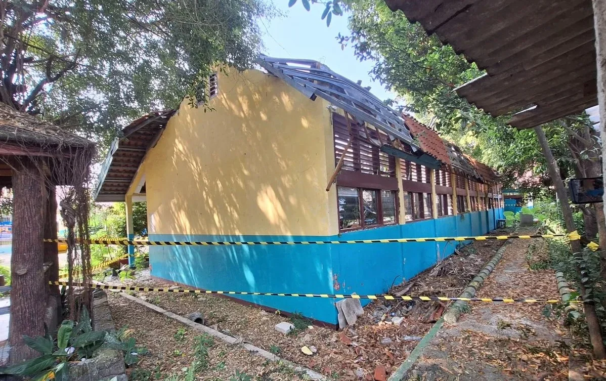 Pemandangan kondisi robohnya kelas SDN Kebayoran Lama Selatan 09 Pagi, Kebayoran Lama, Jakarta Selatan selama dua tahun, Jakarta, Selasa (21/7/2026). Foto: ANTARA
