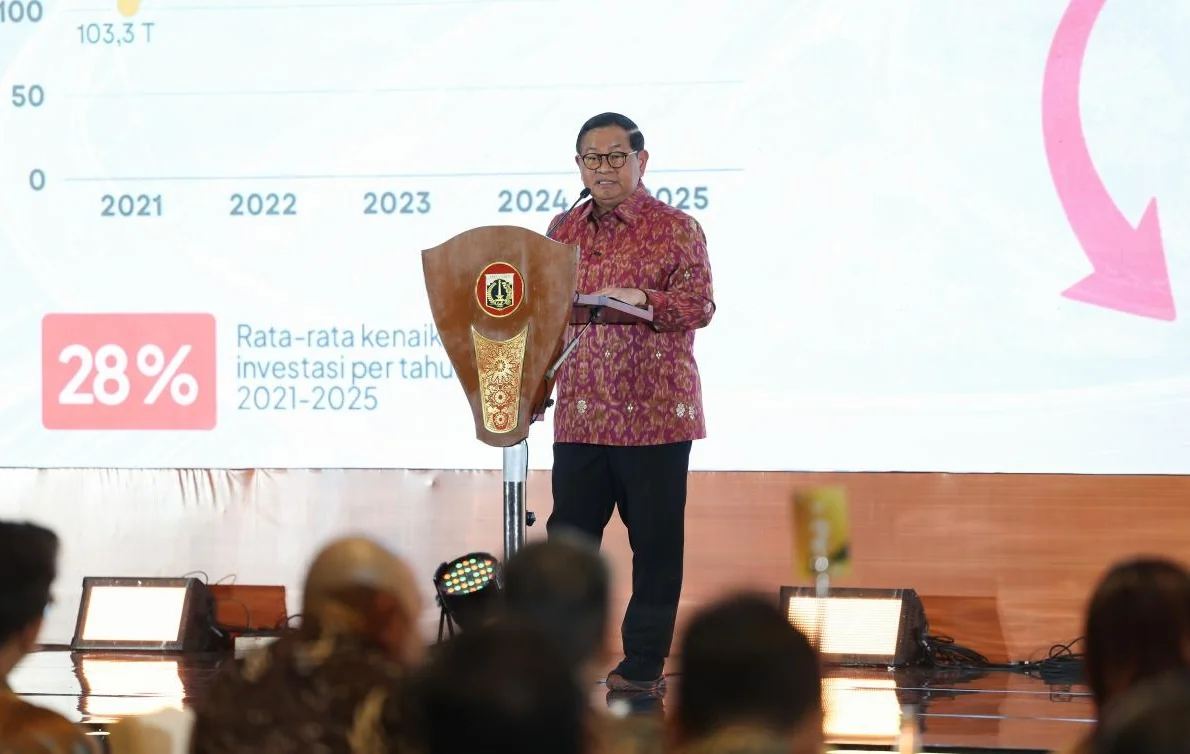 Gubernur DKI Jakarta Pramono Anung menyampaikan strategi Pemprov DKI Jakarta dalam bertransformasi menuju kota global melalui penguatan kepercayaan publik dan kepastian iklim investasi. Foto: Pemprov DKI
