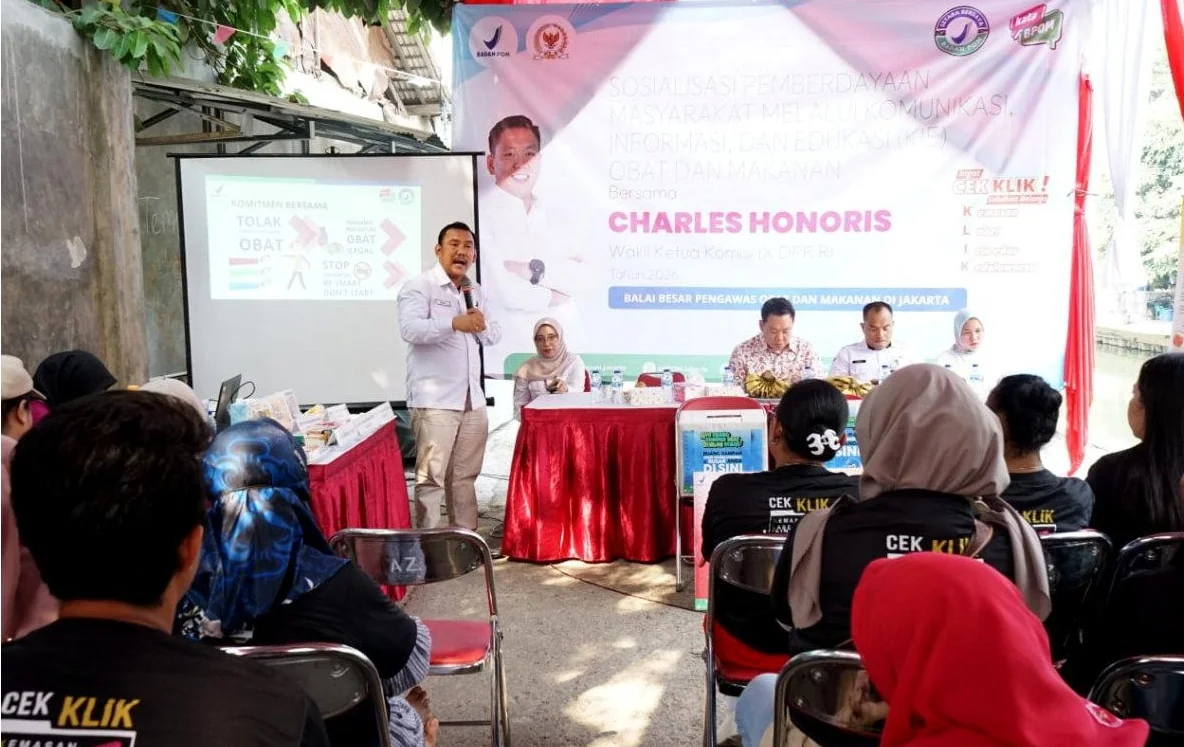 Balai Besar Pengawas Obat dan Makanan (BBPOM) di Jakarta, mengedukasi ratusan warga Ancol, Jakarta Utara, seputar penggunaan obat aman dan membuang sampah obat secara benar. Foto: BPOM