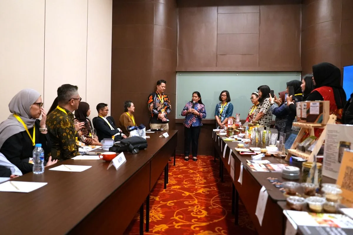 UMKM binaan Pemerintah Provinsi DKI Jakarta berhasil memperoleh 18 surat pernyataan minat (Letter of Intent/LoI) dengan potensi transaksi ekspor sebesar 2.625.000 dolar Amerika Serikat (AS) atau sekitar Rp46,94 miliar. Foto: Dinas PPKUKM DKI