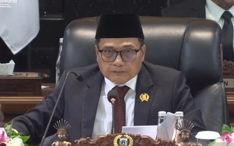 Tangkapan layar - Ketua DPRD DKI Jakarta, Suhud Alynudin dalam Rapat Paripurna di Jakarta, Rabu (12/8/2026). Foto: ANTARA