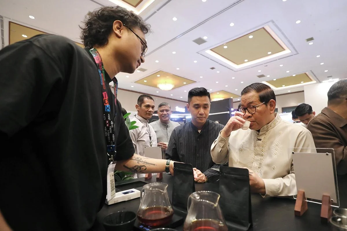 Pemerintah Provinsi (Pemprov) DKI Jakarta berkomitmen menjadikan Jakarta sebagai pusat utama ekosistem perkopian Indonesia. Upaya ini didukung oleh beragamnya varietas kopi Nusantara serta pesatnya pertumbuhan industri hilir di ibu kota. Foto: Pemkot DKI