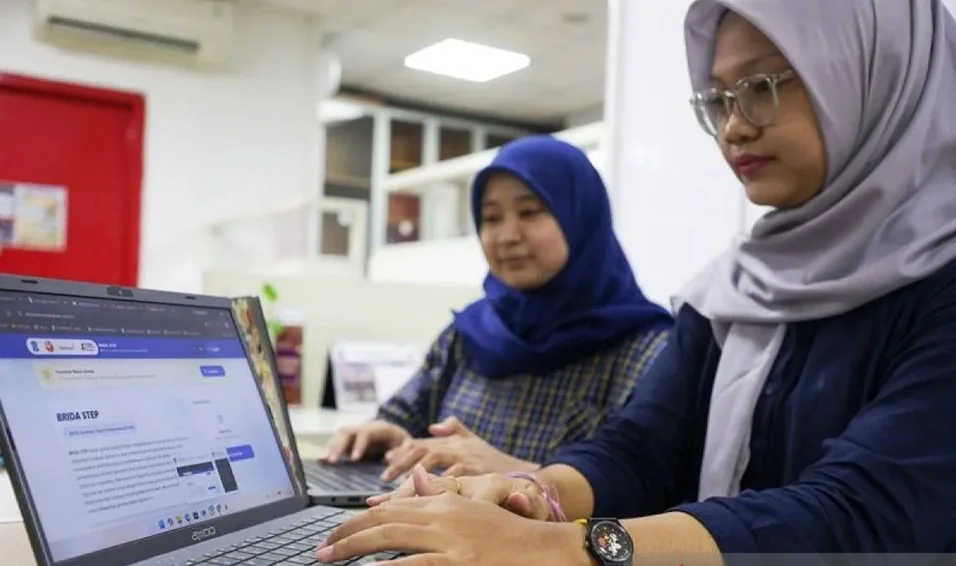 Ilustrasi - Saat ini marak generasi muda memiliki kebiasaan hanya membaca judul berita. Membaca berita hanya pada bagian judul dapat berbahaya bagi pemahaman terhadap sebuah topik berujung kesalahan pemahaman. Foto: ANTARA