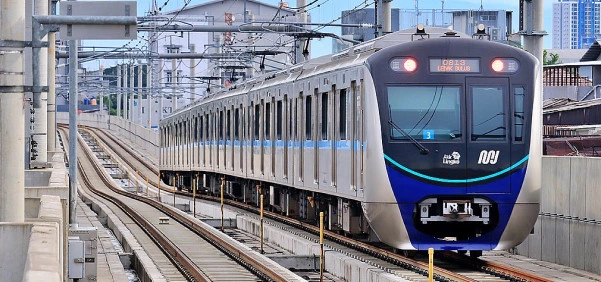 PT Mass Rapid Transit (MRT) Jakarta (Perseroda) adalah BUMD yang bergerak dalam bidang usaha pengadaan dan pengelolaan transportasi bawah tanah dengan kepemilikan saham terbesar oleh Pemerintah Provinsi DKI Jakarta. Foto: Pemprov DKI