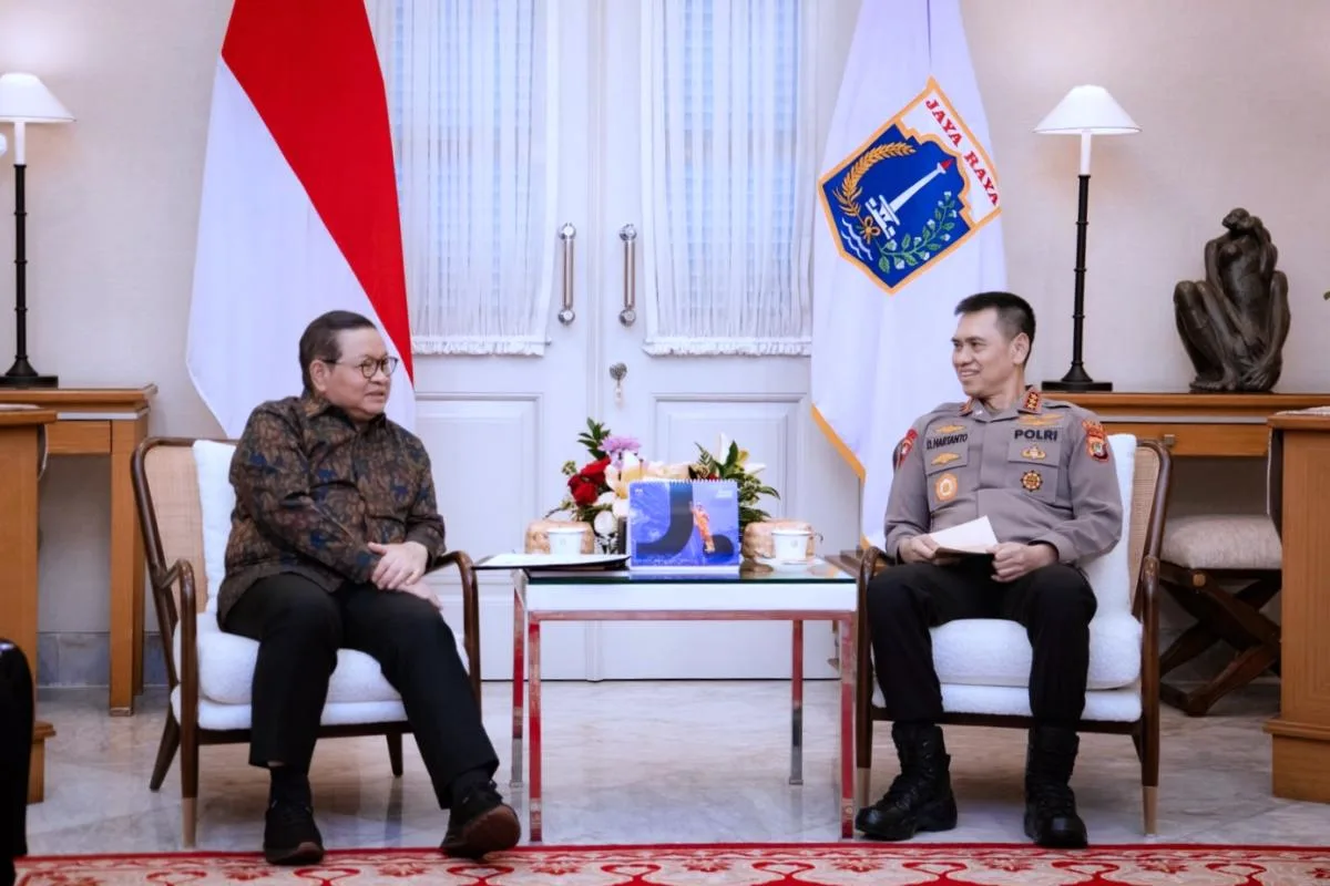 Pemprov DKI Jakarta terus memperkuat sinergi dengan Polda Metro Jaya, terutama dalam menciptakan kesejahteraan dan keamanan masyarakat. Foto: Pemprov DKI