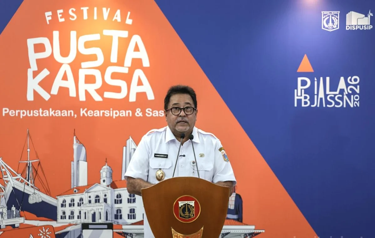 Wakil Gubernur DKI Jakarta, Rano Karno, membuka secara resmi Festival Pusta Karsa (Perputakaan, Kearsipan dan Sastra) di Taman Ismail Marzuki, Menteng, Jakarta Pusat, Rabu (14/10). Foto: Pemprov DKI