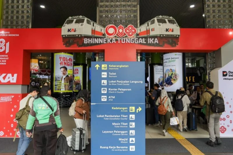 PT Kereta Api Indonesia (Persero) Daerah Operasi 1 Jakarta menyiapkan sebanyak 234.815 tempat duduk KA Jarak Jauh selama periode libur HUT ke-81 RI, yakni 13-18 Agustus 2026. Foto: KAI Daop1 Jakarta.