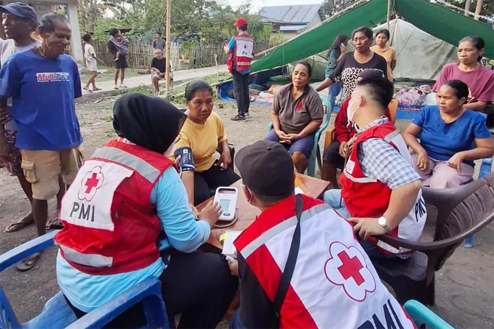 Tim medis dari Palang Merah Indonesia (PMI) DKI Jakarta berhasil menjangkau wilayah Sengari, Kelurahan Wangkung, Kecamatan Reok, Kabupaten Manggarai Timur, Nusa Tenggara Timur (NTT), Foto: PMI DKI Jakarta