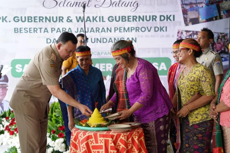 Wali Kota Jakarta Utara Hendra Hidayat menghadiri acara Syukuran Satu Tahun Kampung Susun Bayam di Selasar Tower C, Kampung Susun Bayam, Jakarta Utara, Selasa (29/9/2026). Foto: Pemkot Jakarta Utara