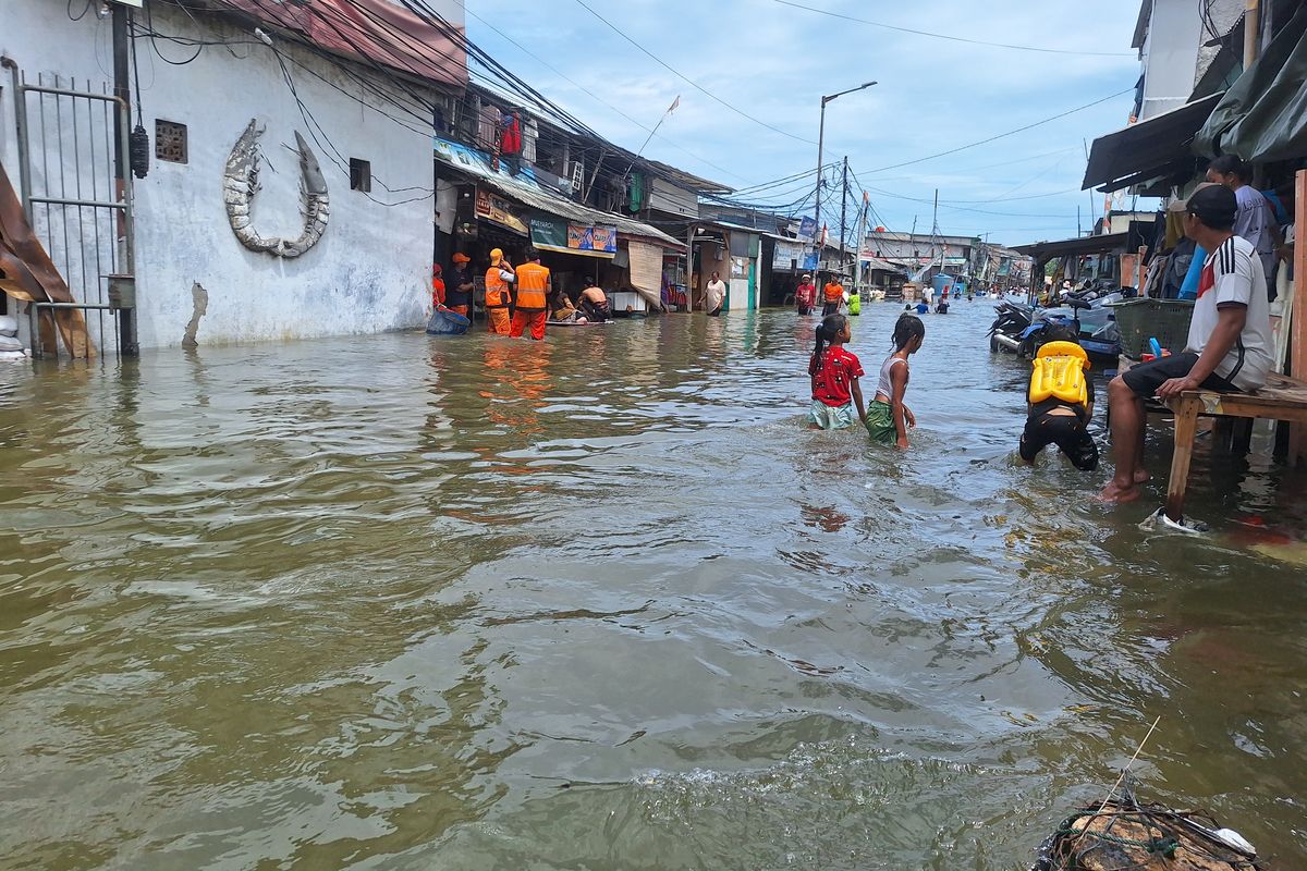 Ilustrasi - Banjir rob