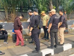 Polisi Periksa Acak Peserta Aksi Menuju Gedung DPR, Sejumlah Akses Ditutup
