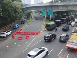 Ketika Rute Berubah di Tengah Jalan, Penumpang Transjakarta Harus Cari Jalan Pulang
