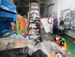 Jakarta Barat Jajaki Teknologi Swasta untuk Sulap Sampah Tak Bernilai jadi Bahan Bakar