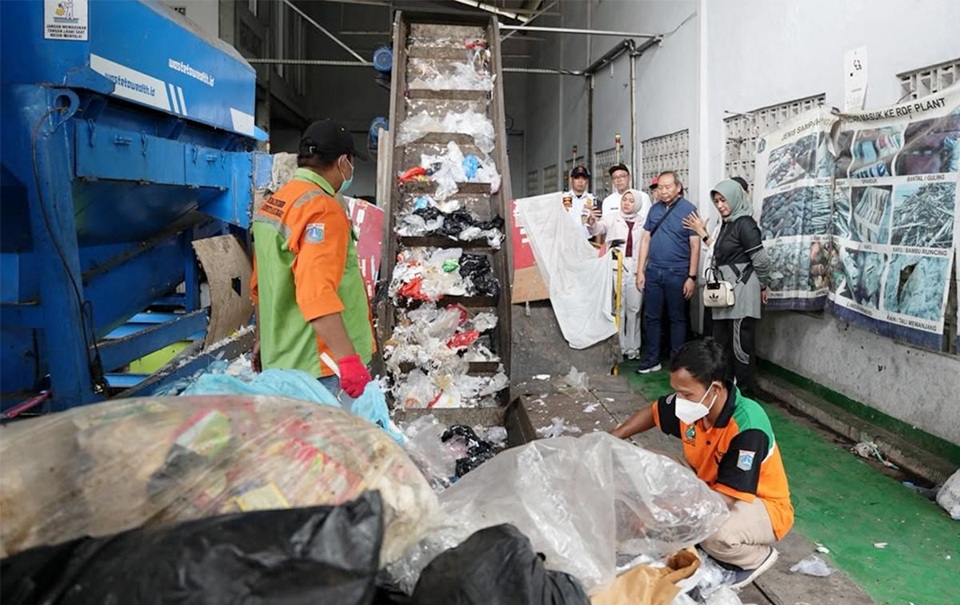 Jakarta Barat Jajaki Teknologi Swasta untuk Sulap Sampah Tak Bernilai jadi Bahan Bakar
