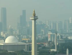 Udara Jakarta Tak Sehat pada HUT RI, Warga Disarankan Pakai Masker