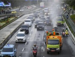 Water Mist Tekan Sebaran PM10, Jakarta Masih Waspada Abu Vulkanik