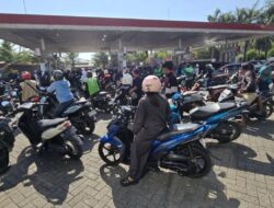 Antrean Panjang di SPBU, Alarm Krisis Energi Indonesia