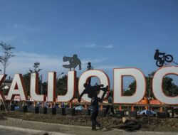 Kalijodo Kembali Disorot: Ada Pungli dan Botol Miras, Pemprov DKI Turun Tangan