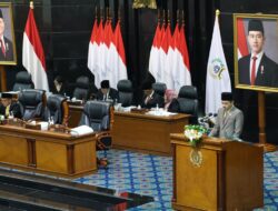 Sembilan Fraksi DPRD DKI Setuju 4 Raperda, Soroti Risiko Utang dan Kendali BUMD