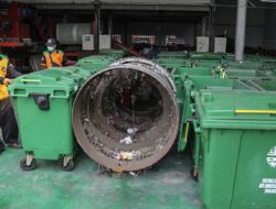 TPS3R Meruya Selatan jadi Percontohan, Pangkas Sampah ke Bantar Gebang hingga 70 Persen